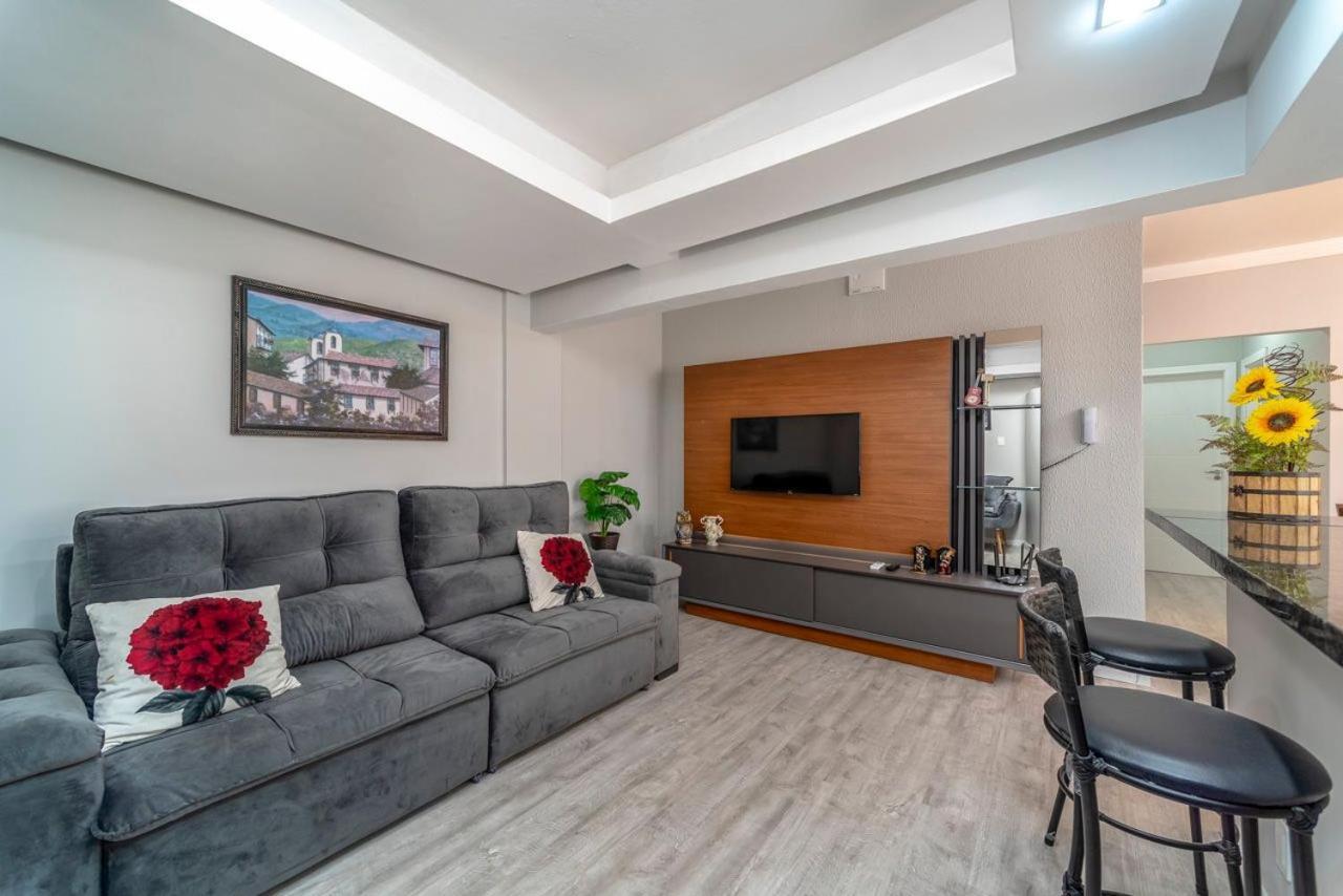 Apartamento Apto Pe Na Areia, Direcao Ilha-balneario Camboriu. Balneario Camboriu